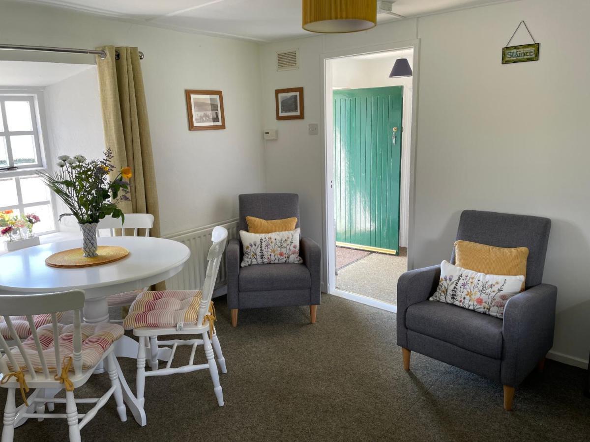 Anne'S Thatched Cottage Kilcar エクステリア 写真